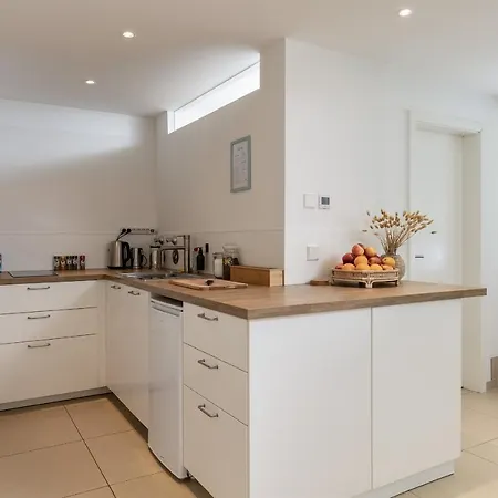 Spacious In Hemholtzkiez Prenzlauer Berg For 8 People Hiddenseer Apartamento Berlim